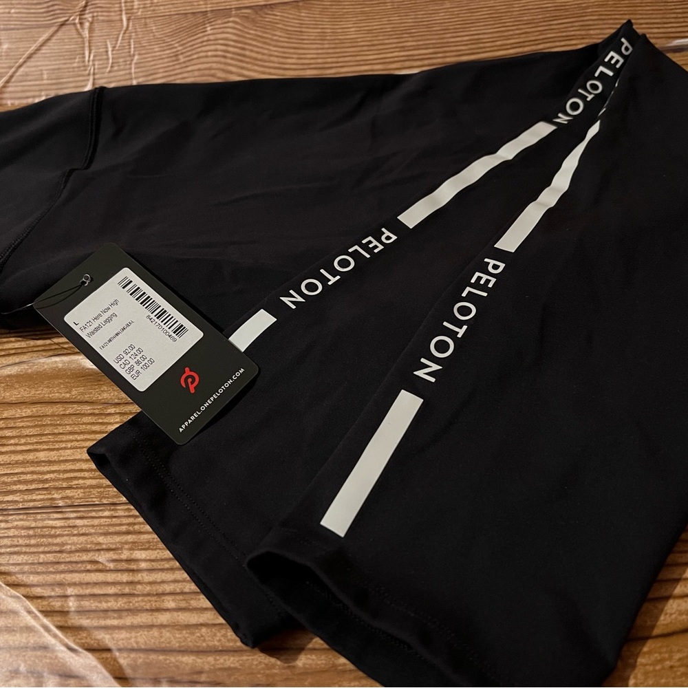 PELOTON Standard Here Now Leggings